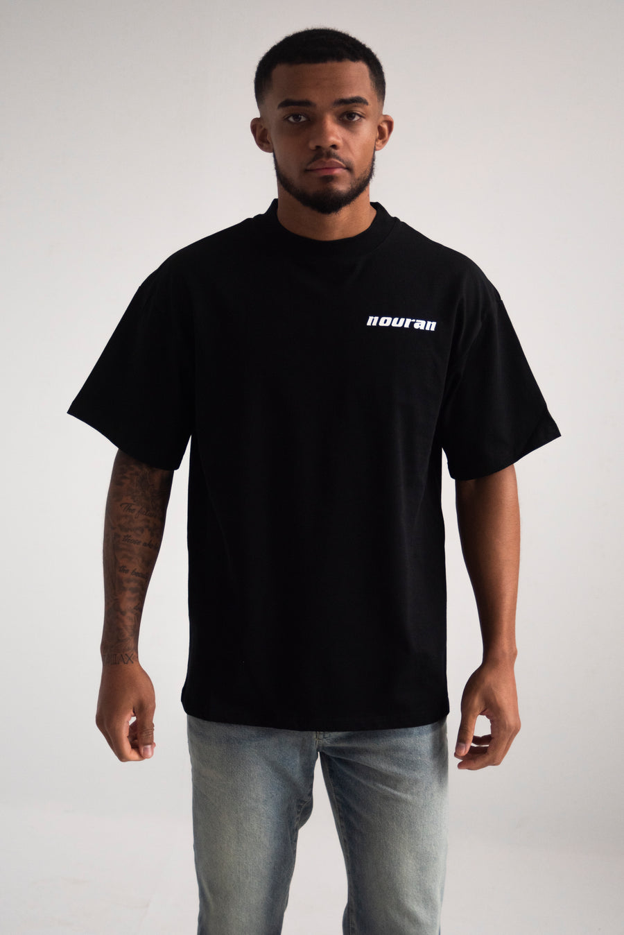 Black signature t-shirt